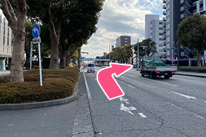 旧国道１号線（県道３９６号線）から当院までの道順４