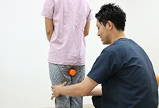 O脚改善の為の個別エクササイズ指導